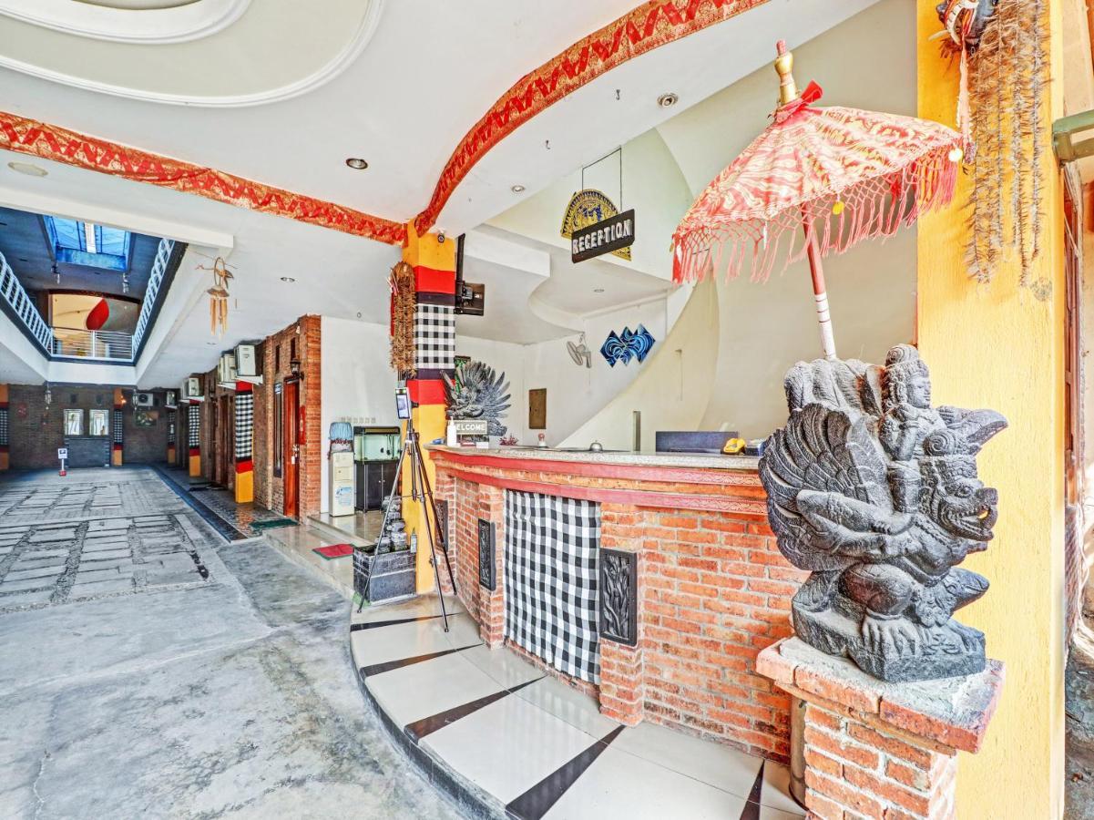 Oyo 90408 Hotel Horton Cirebon Exteriér fotografie
