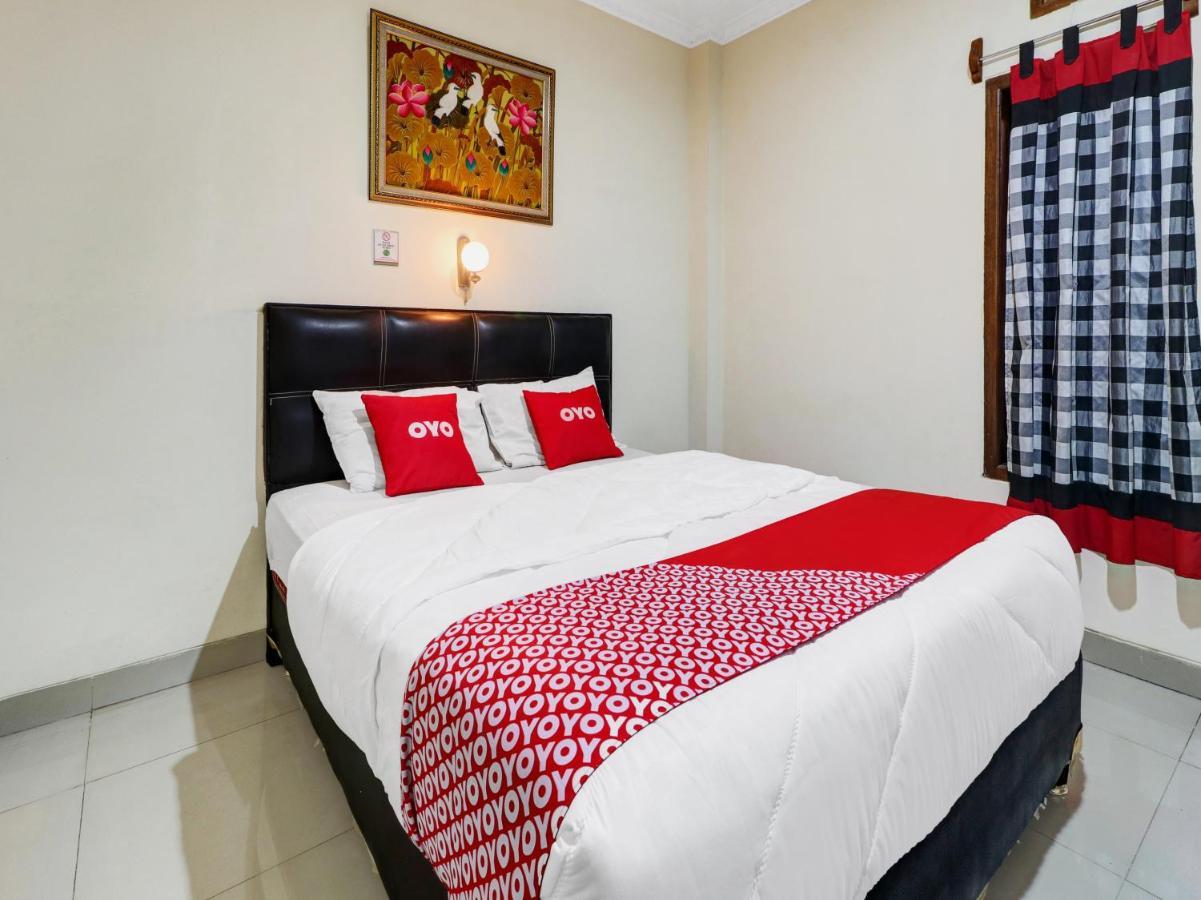 Oyo 90408 Hotel Horton Cirebon Exteriér fotografie