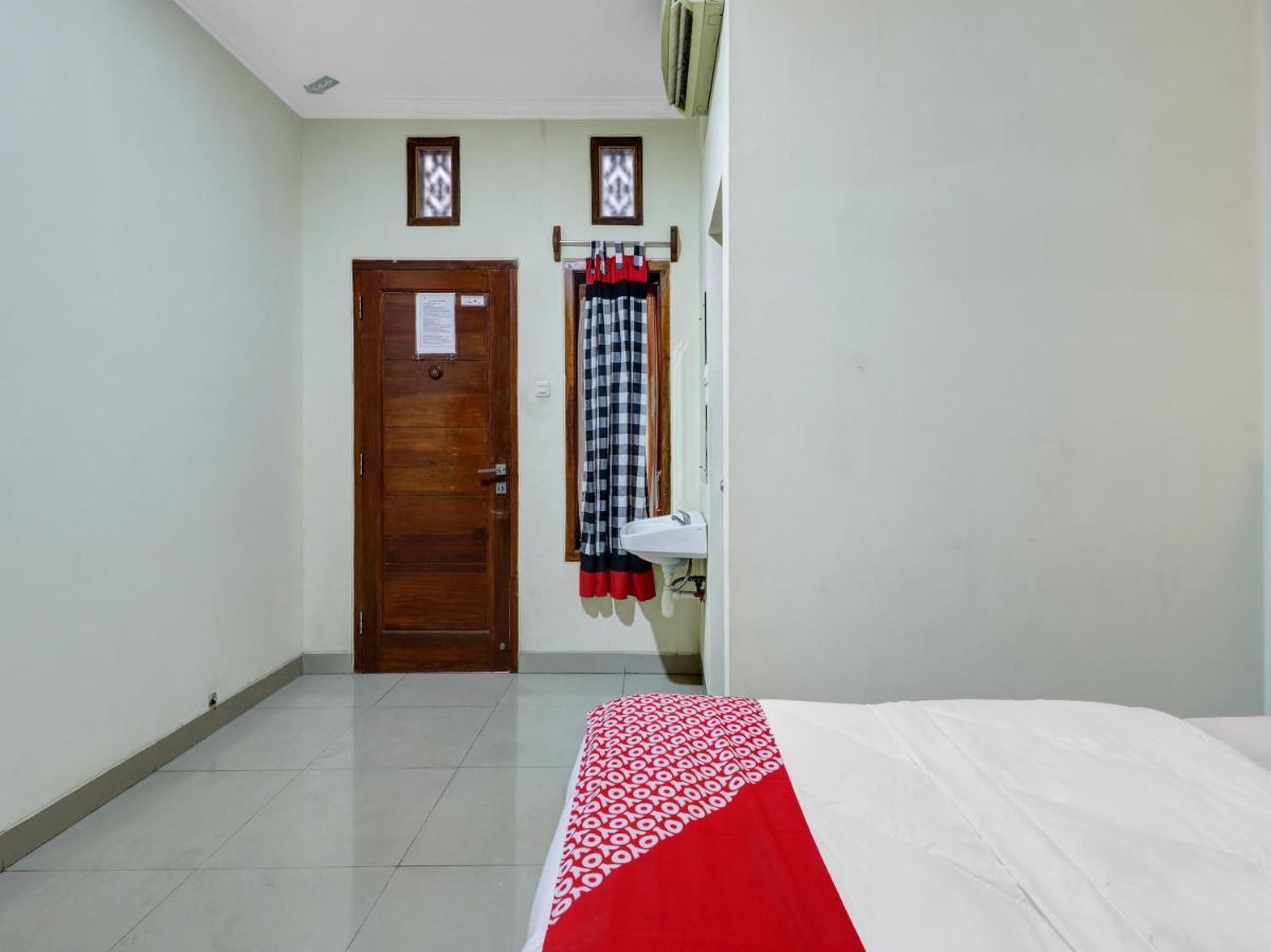 Oyo 90408 Hotel Horton Cirebon Exteriér fotografie