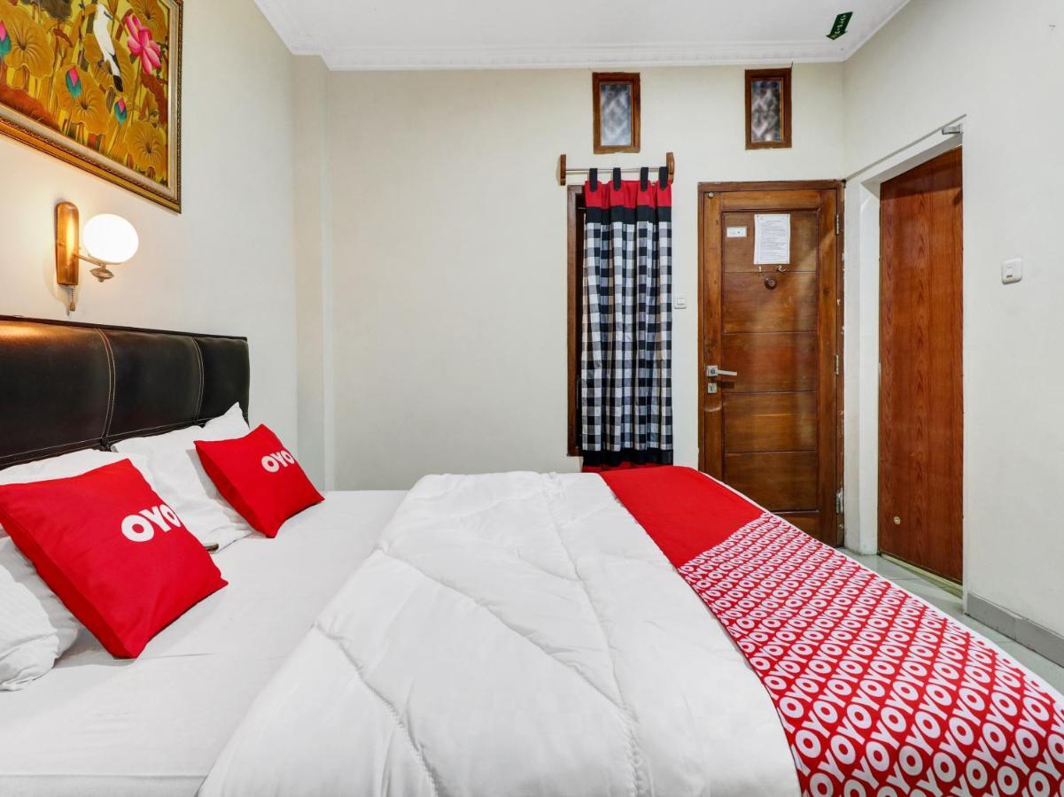 Oyo 90408 Hotel Horton Cirebon Exteriér fotografie